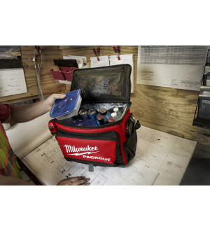 Milwaukee kylmälaukku työmaa Packout kuva