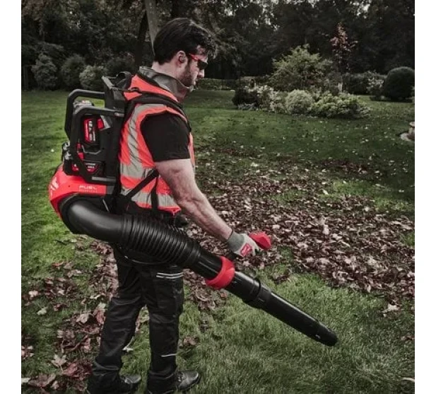 IKH Milwaukee M18 FUEL REPPUPUHALLIN Tuotekoodi MW4933493213 Saarenpaa Oy Kuva 2 kuva