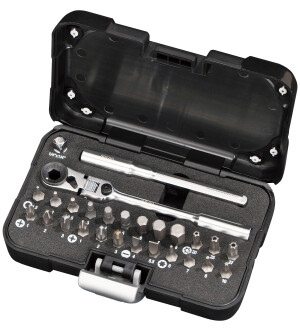 RUUVAUSKÄRKISARJA RÄIKKÄVÄÄNTIMELLÄ 27-O kuva