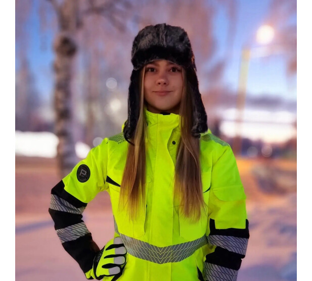 TALVILAKKI CESIUM MUSTA Tuotekoodi PAT128 ONE Ellen kuva 2 kuva