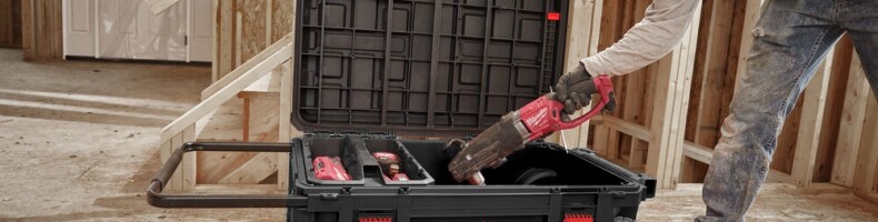 MILWAUKEE® PACKOUT™ Säilytysjärjestelmät MILWAUKEE® PACKOUT™ Säilytysjärjestelmät