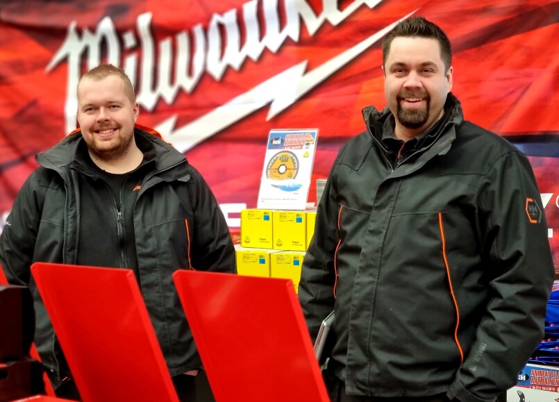 Saarenpaa Oy Milwaukee valtuutettu virallinen jalleenmyyja Kalle ja Miika Kuva 1